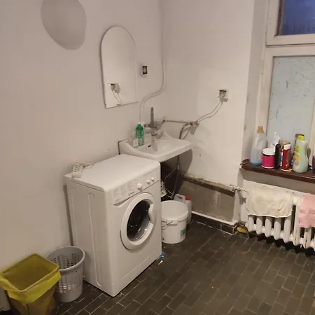 Bialy Dom Cyprysowa 11 Privat bolig